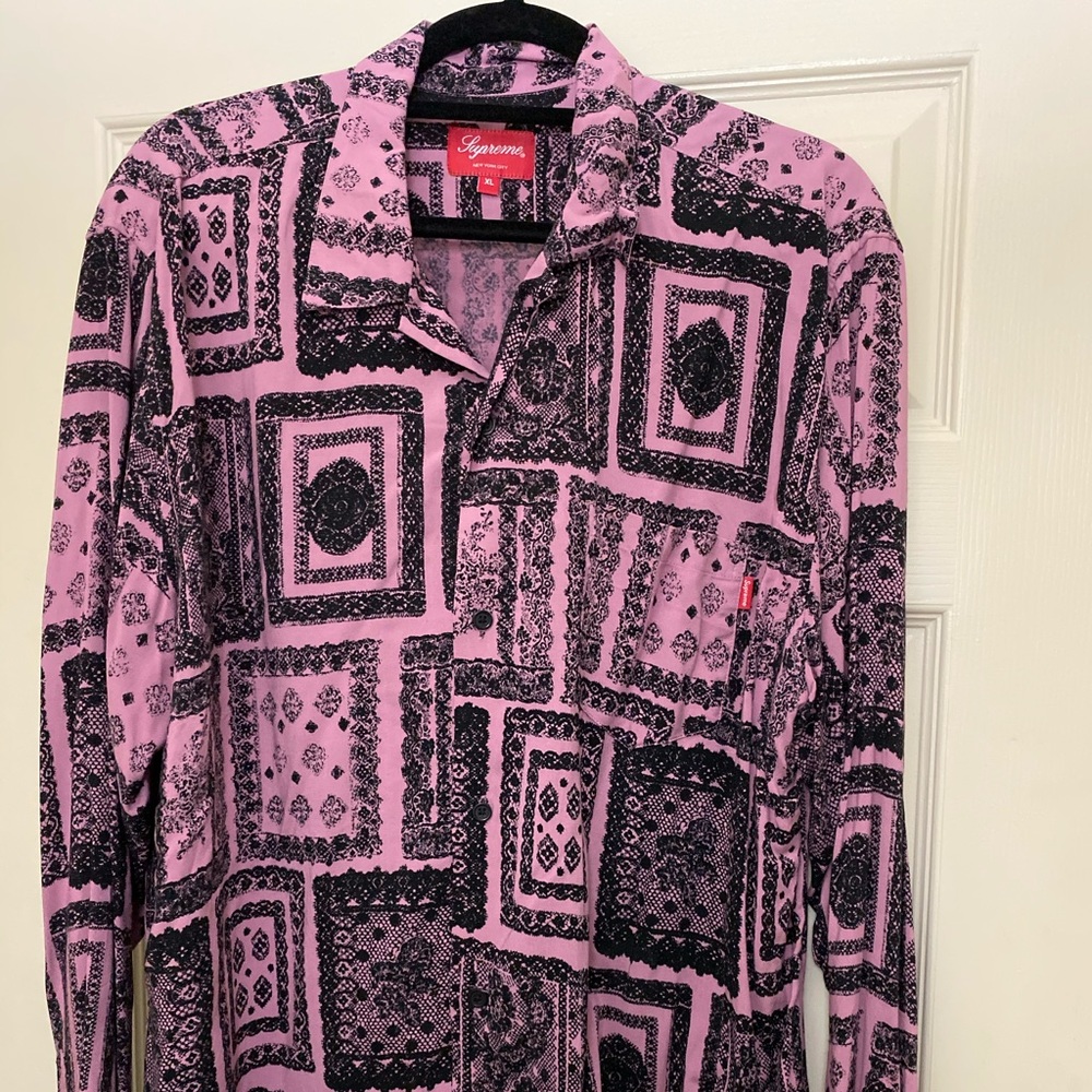 Supreme Rayon Laces Paisley SS17 button up size XL